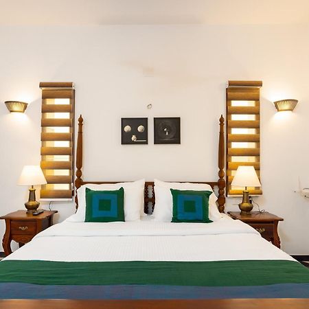 The Barracks Cochin Διαμέρισμα Kochi Δωμάτιο φωτογραφία