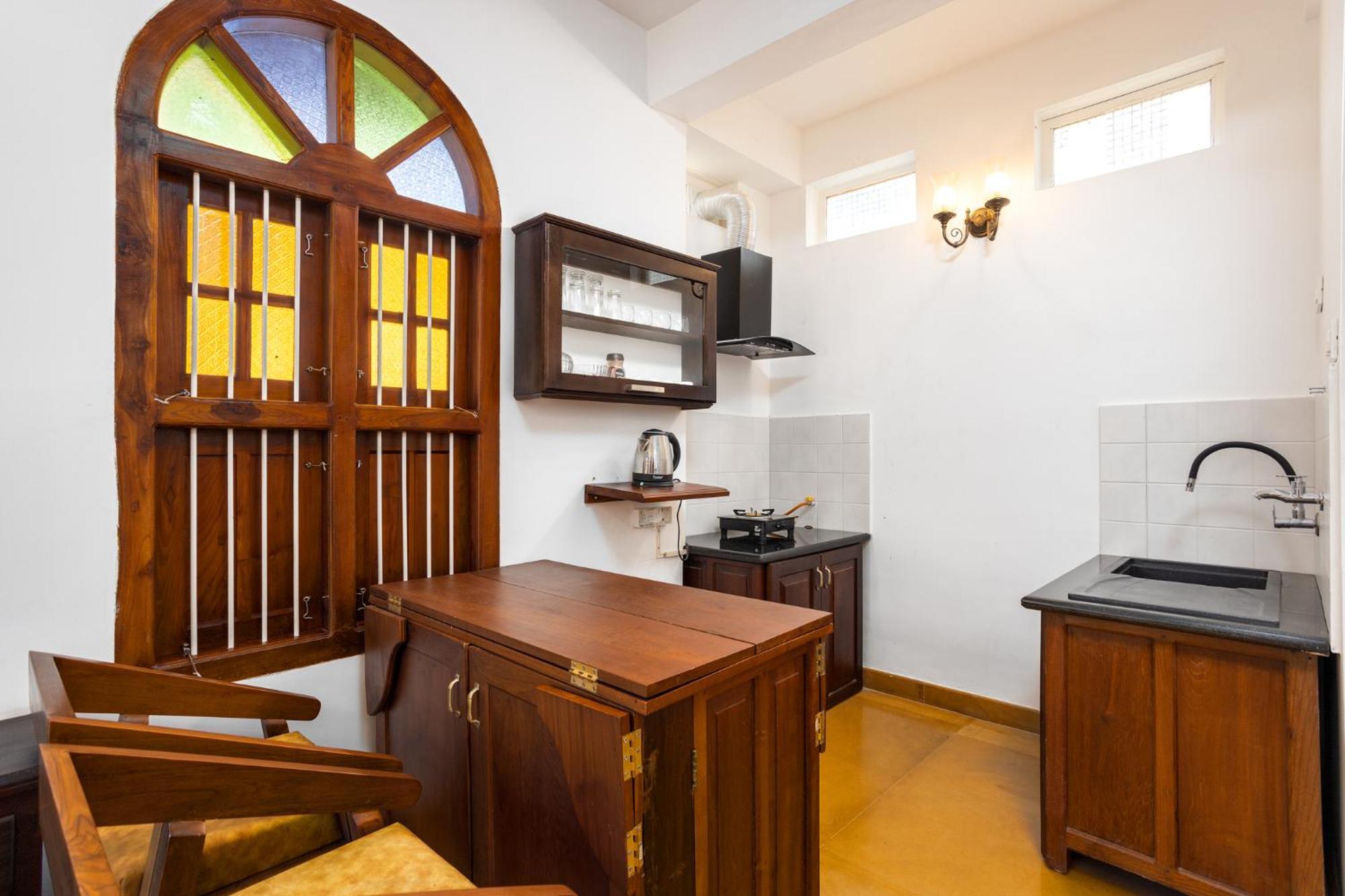 The Barracks Cochin Διαμέρισμα Kochi Δωμάτιο φωτογραφία
